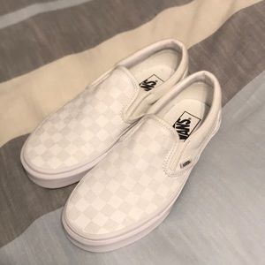 These are in great condition there size 6 in men and size 7.5 in women